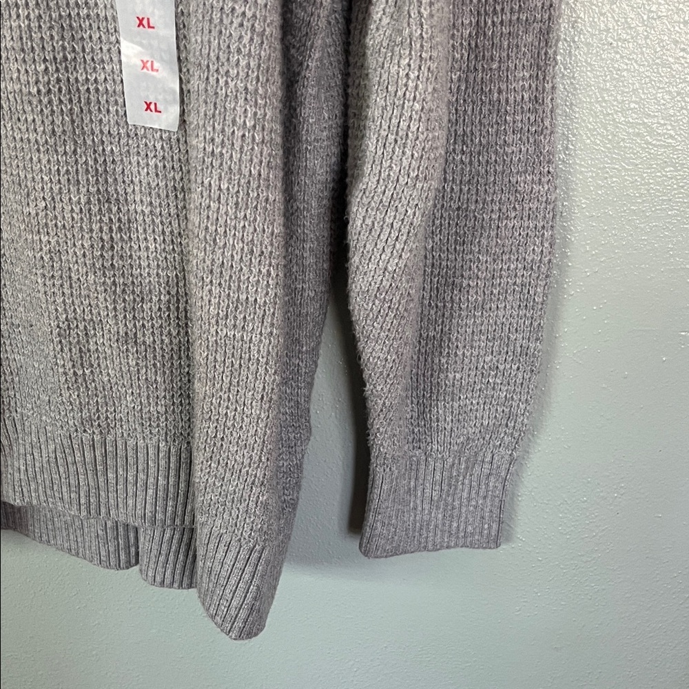 Old Navy Gray Knit Sweater - Picture 7 of 14